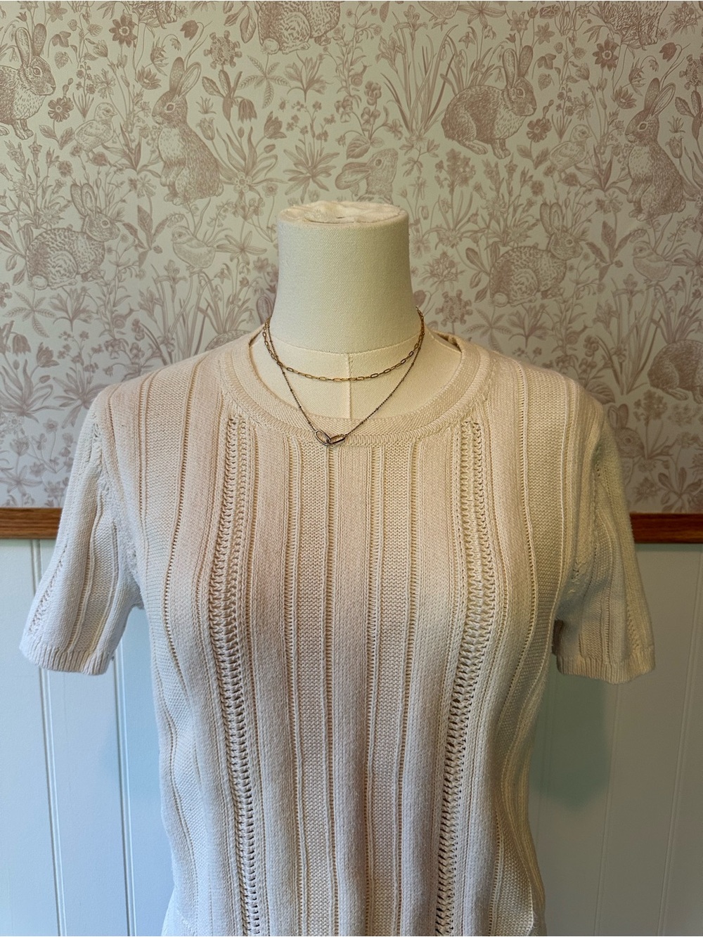 Banana Republic Cream Short-Sleeve Knit Top - Picture 3 of 7